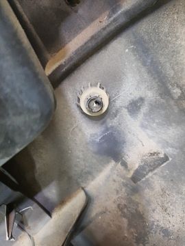 БАМПЕР НА MAZDA FORD ESCAPE EP3WF