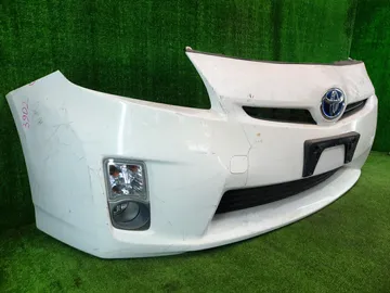 БАМПЕР НА TOYOTA PRIUS ZVW30
