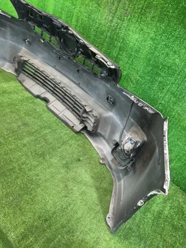 БАМПЕР НА TOYOTA PRIUS ZVW30