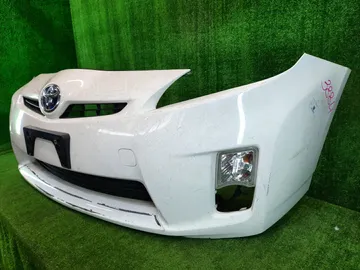 БАМПЕР НА TOYOTA PRIUS ZVW30