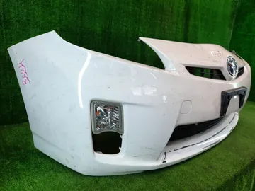 БАМПЕР НА TOYOTA PRIUS ZVW30