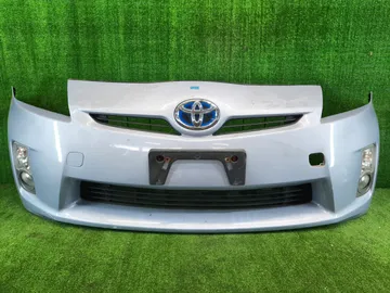 БАМПЕР НА TOYOTA PRIUS ZVW30