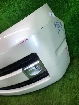 БАМПЕР НА TOYOTA VOXY AZR60