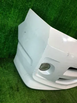 БАМПЕР НА TOYOTA VOXY AZR60