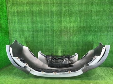БАМПЕР НА NISSAN LEAF ZE0