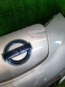 БАМПЕР НА NISSAN LEAF ZE0