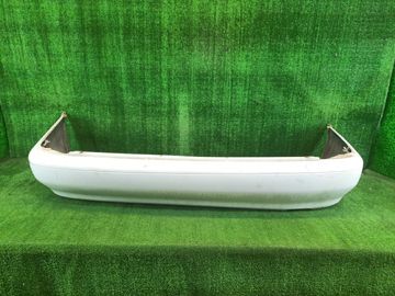 БАМПЕР НА TOYOTA COROLLA EE111