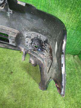 БАМПЕР НА TOYOTA VOXY ZRR70