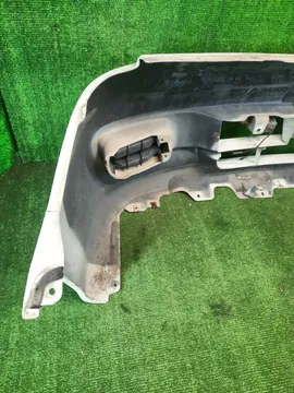 БАМПЕР НА NISSAN SERENA C24