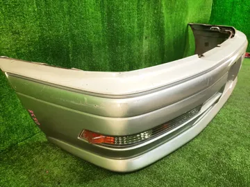 БАМПЕР НА TOYOTA CROWN GS151