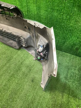 БАМПЕР НА TOYOTA PRIUS ZVW30