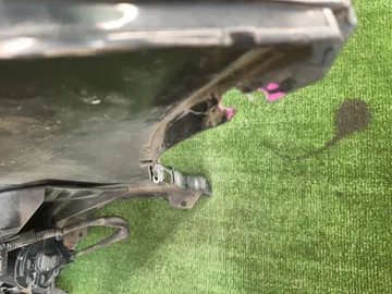 БАМПЕР НА TOYOTA VOXY ZRR70G