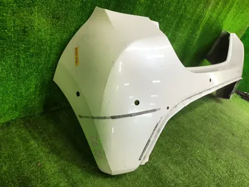 БАМПЕР НА TOYOTA YARIS KSP210