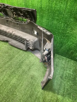 БАМПЕР НА TOYOTA PRIUS ZVW30