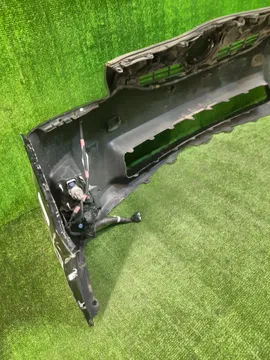 БАМПЕР НА TOYOTA PRIUS ZVW30