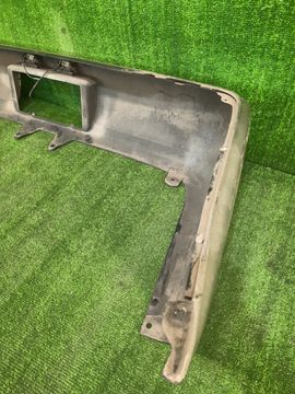БАМПЕР НА TOYOTA COROLLA AE100