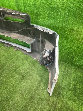 БАМПЕР НА TOYOTA PRIUS ZVW30