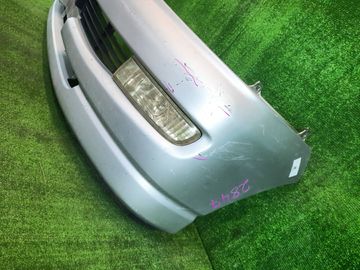 БАМПЕР НА TOYOTA HIACE REGIUS RCH41
