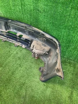 БАМПЕР НА TOYOTA PROGRES JCG10