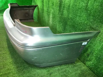 БАМПЕР НА TOYOTA VISTA AZV50