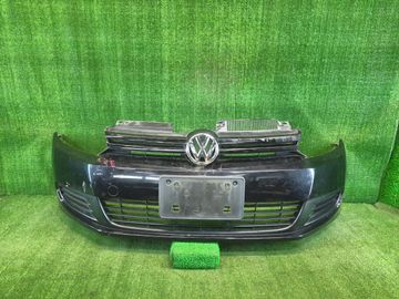 БАМПЕР НА VOLKSWAGEN GOLF 5K1