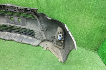 БАМПЕР НА TOYOTA AQUA NHP10