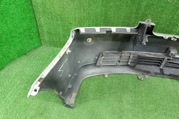 БАМПЕР НА MITSUBISHI DION CR9W