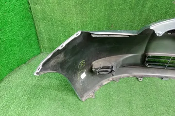 БАМПЕР НА TOYOTA VITZ SCP90