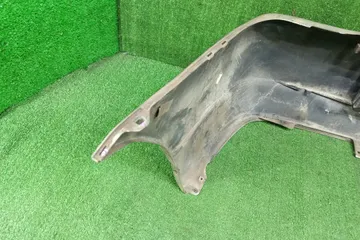 БАМПЕР НА TOYOTA COROLLA NZE121