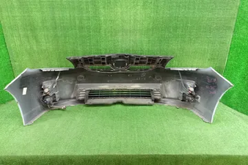 БАМПЕР НА TOYOTA PRIUS ZVW30