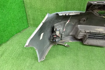 БАМПЕР НА TOYOTA PRIUS ZVW30