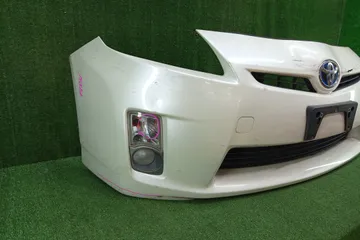 БАМПЕР НА TOYOTA PRIUS ZVW30
