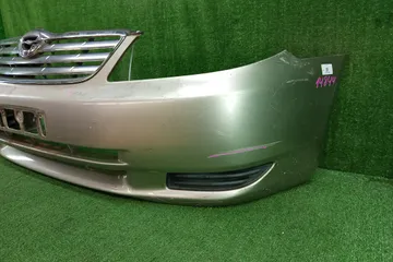 БАМПЕР НА TOYOTA COROLLA NZE121