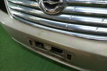 БАМПЕР НА TOYOTA COROLLA NZE121