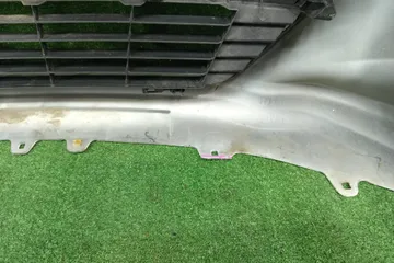 БАМПЕР НА TOYOTA VITZ KSP130