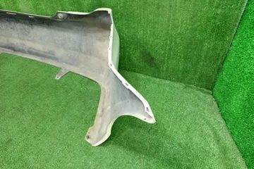БАМПЕР НА TOYOTA COROLLA  AXIO NZE141