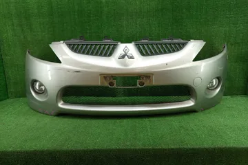 БАМПЕР НА MITSUBISHI GRANDIS NA4W