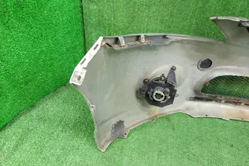 БАМПЕР НА MITSUBISHI GRANDIS NA4W