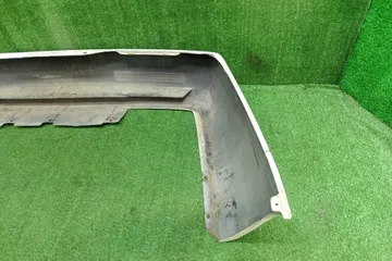 БАМПЕР НА NISSAN BLUEBIRD QU14
