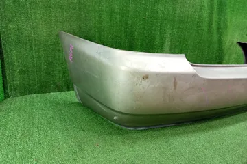 БАМПЕР НА TOYOTA COROLLA NZE121
