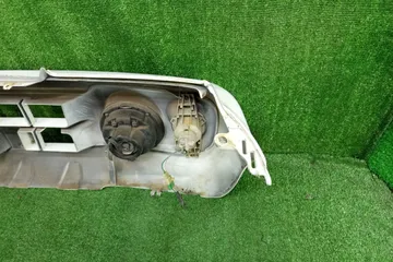 БАМПЕР НА TOYOTA CAMI J122E