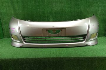 БАМПЕР НА TOYOTA ISIS ZNM10G
