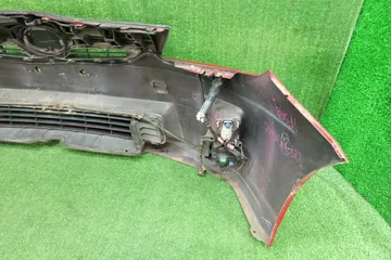 БАМПЕР НА TOYOTA PRIUS ZVW30