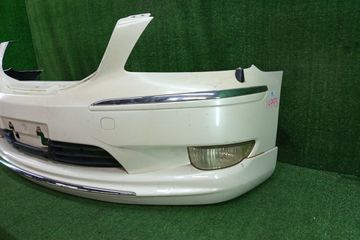 БАМПЕР НА TOYOTA CROWN MAJESTA UZS186