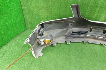 БАМПЕР НА TOYOTA CROWN MAJESTA UZS186