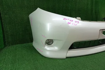 БАМПЕР НА TOYOTA ISIS ZNM10G