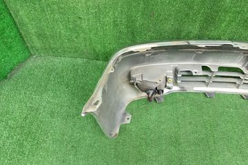 БАМПЕР НА TOYOTA PROGRES JCG11