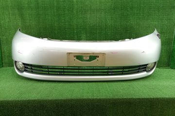 БАМПЕР НА TOYOTA ISIS ZNM10G