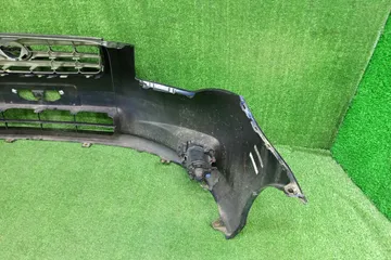 БАМПЕР НА TOYOTA COROLLA  AXIO ZRE142