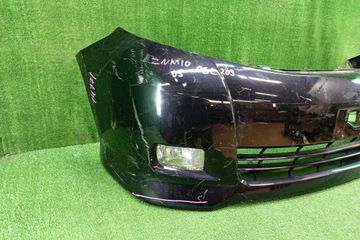 БАМПЕР НА TOYOTA ISIS ZNM10G